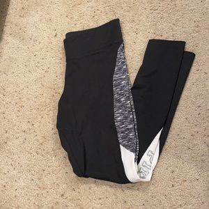 PINK Ultimate Leggings